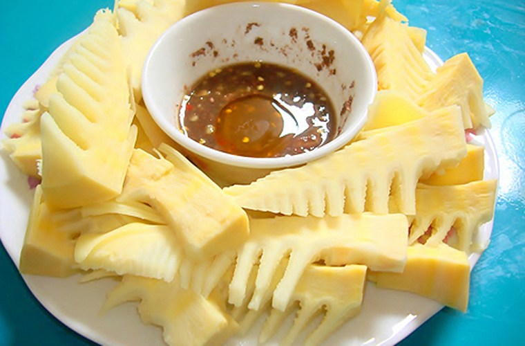 món măng sẽ làm mất sữa mẹ