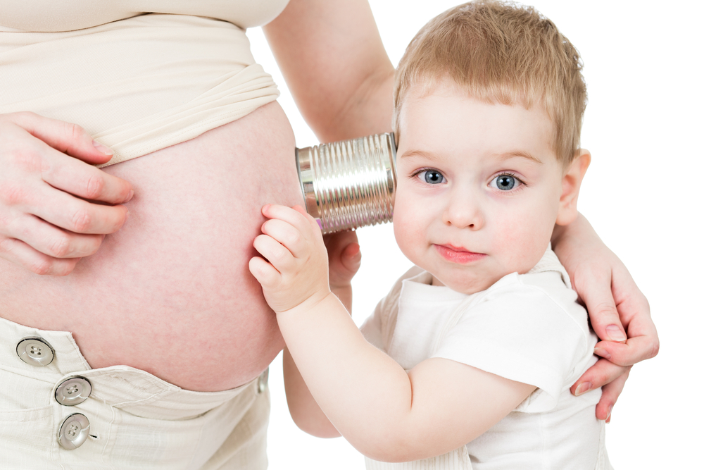 Chuân rbij tâm lí cho bé lớn để đón em