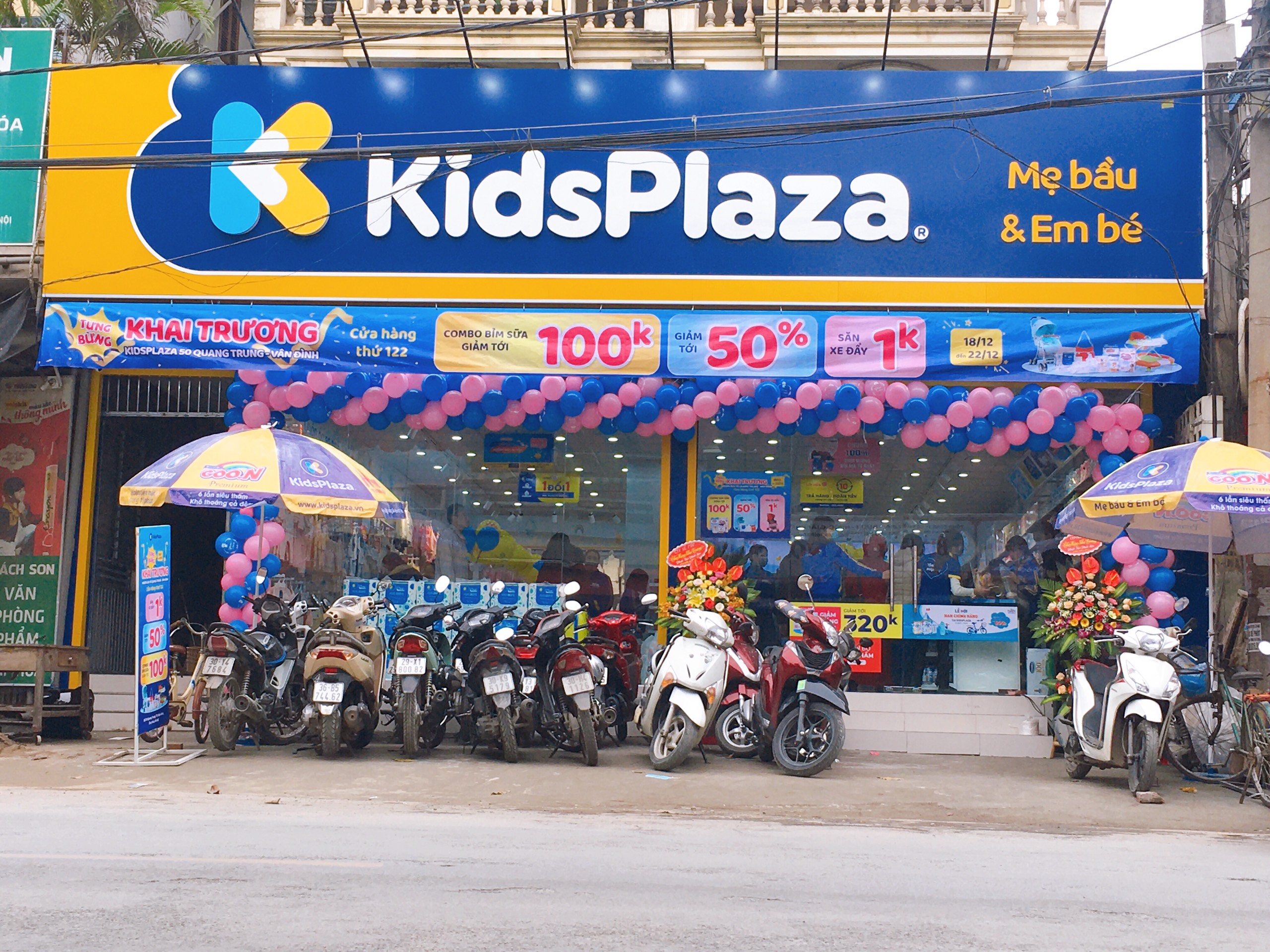 Hệ Thống Cửa Hàng Kidsplaza