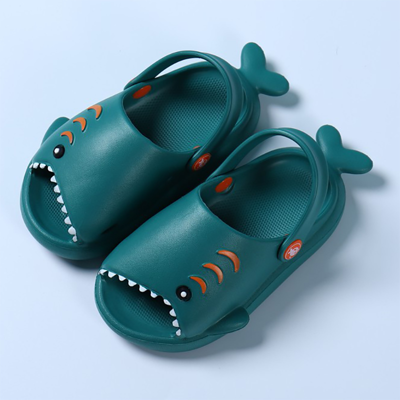 Dép sục Crocs AC cho bé style Cá Mập dễ thương hình 3